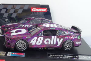 Carrera-27768